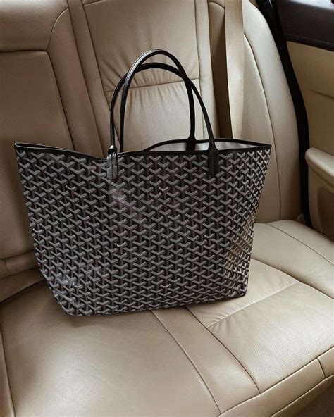 goyard tote paris price|goyard bag price 2022 euro.